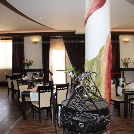 Hotel Wasik Krogulcza Kültér fotó